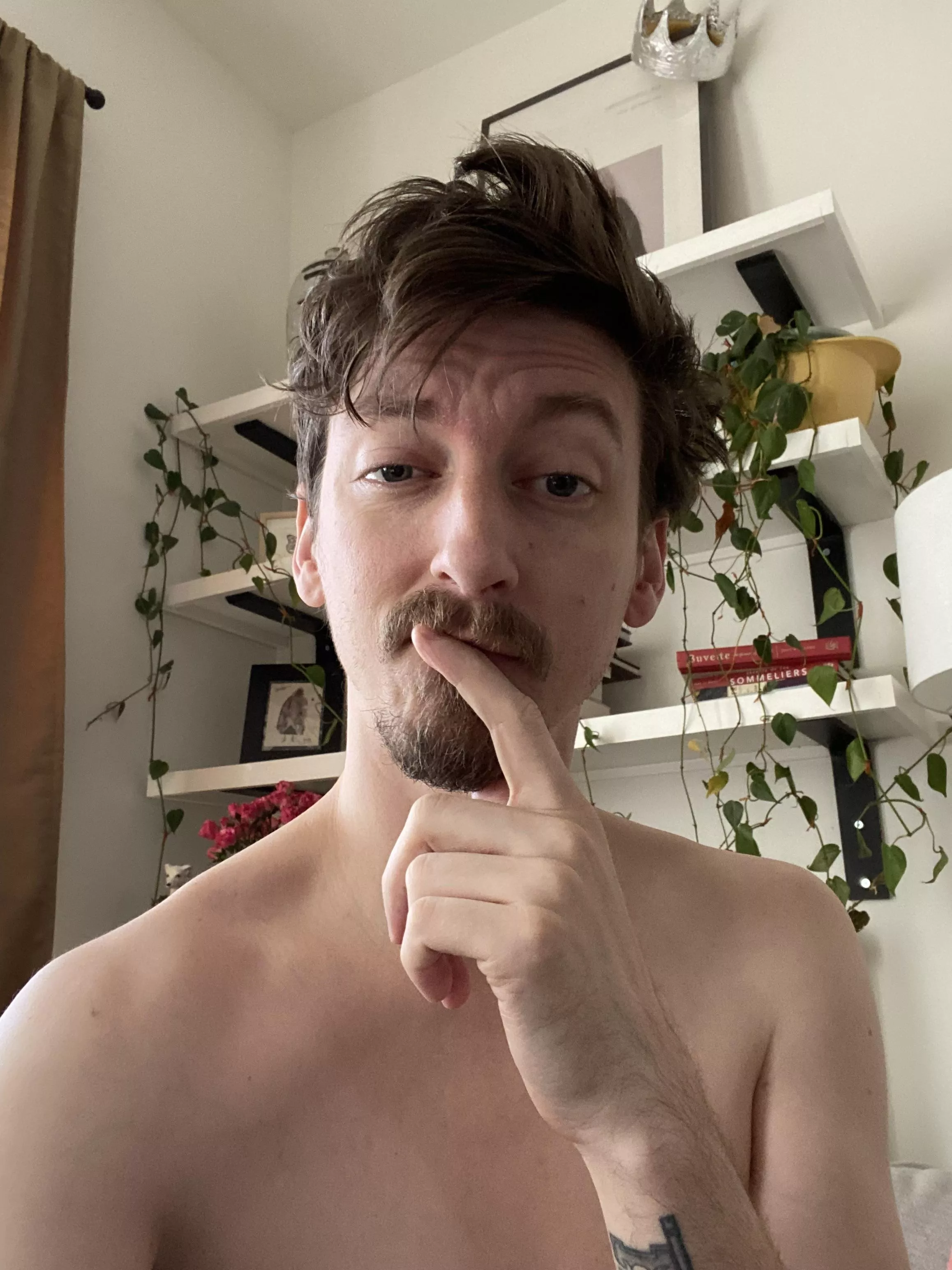 I think I need a haircut. 😅