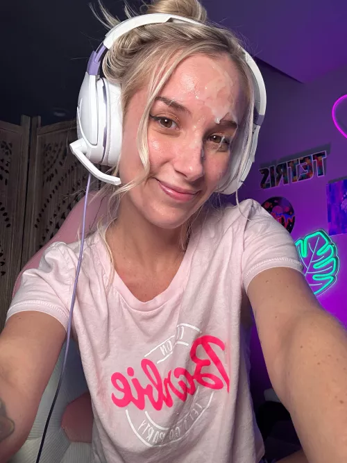 I told him he could cum on my face WHENEVER he wanted… so he interrupted my twitch stream lol