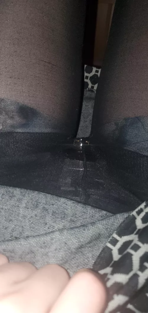 I'm still locked wet under my skirt🥵🤭