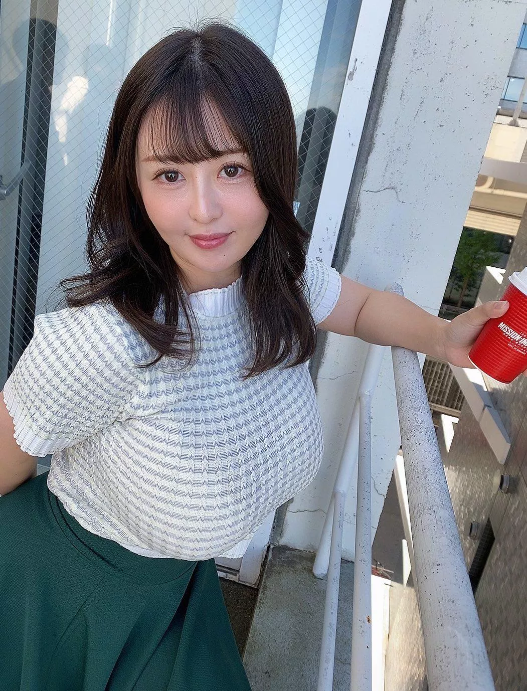 japanese cutie can't hide'em