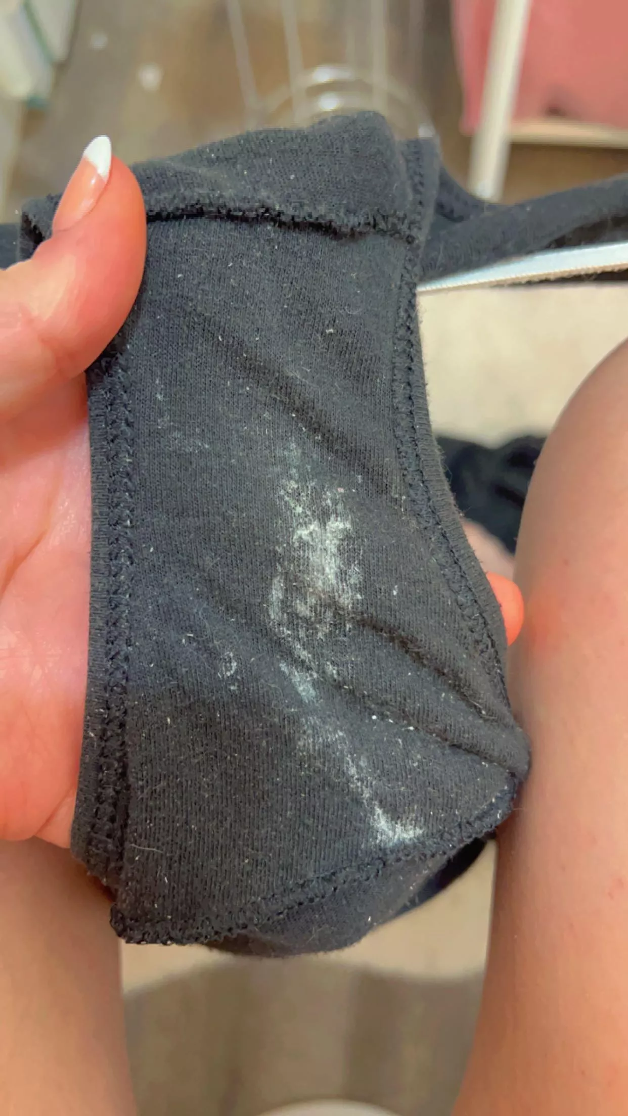 Just a couple hours of wear and it’s already dirty🤭