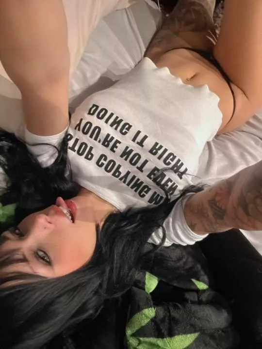 Let’s pleasure each other tonight 😈