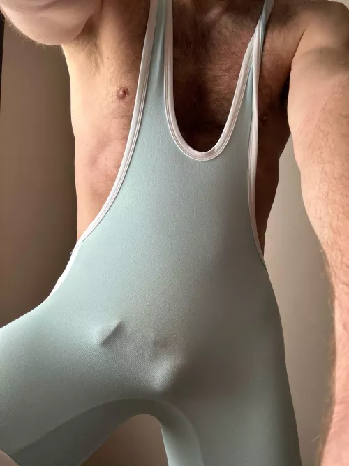 Love the way this singlet fits