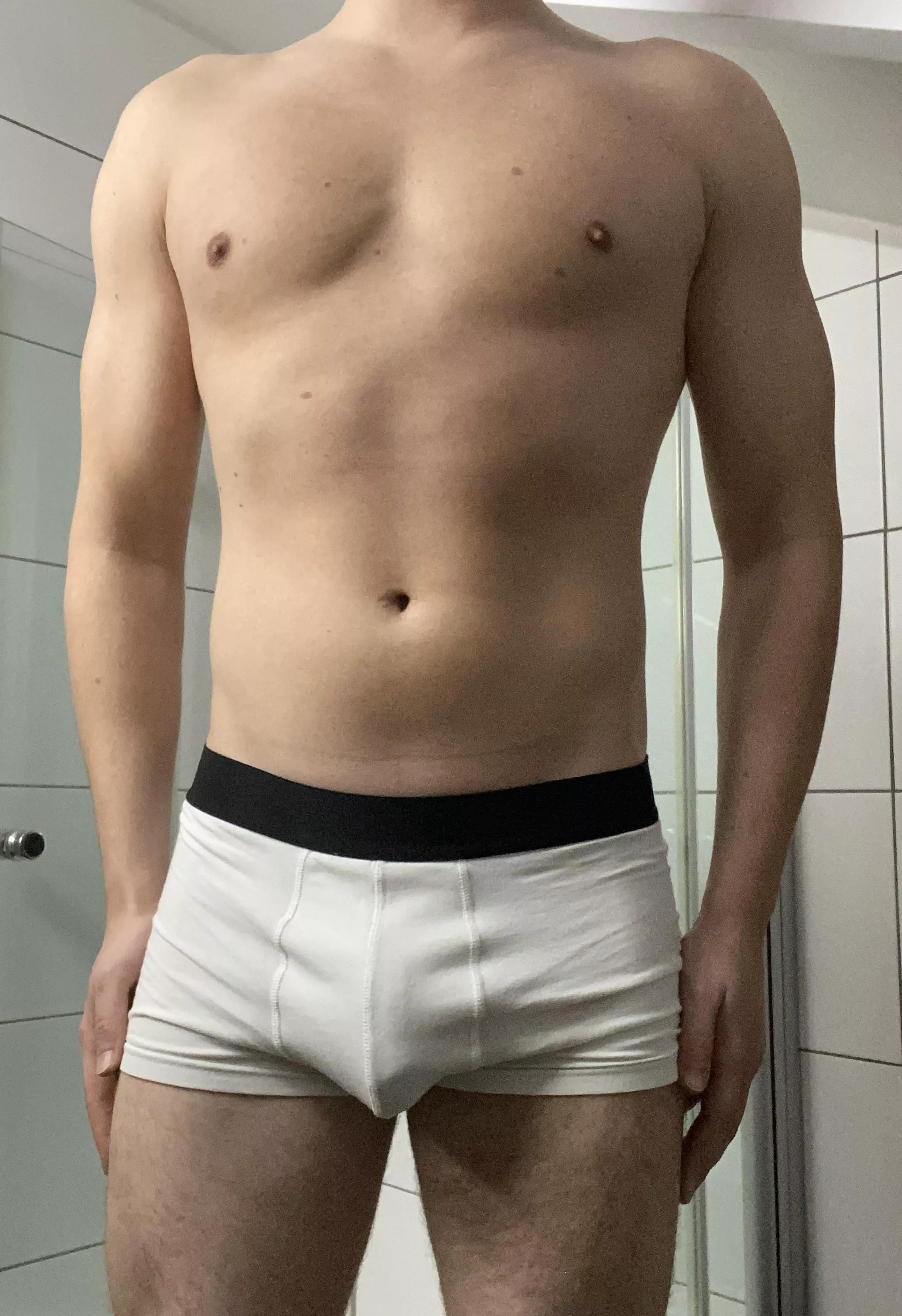 my first post here ⚪️⚫️