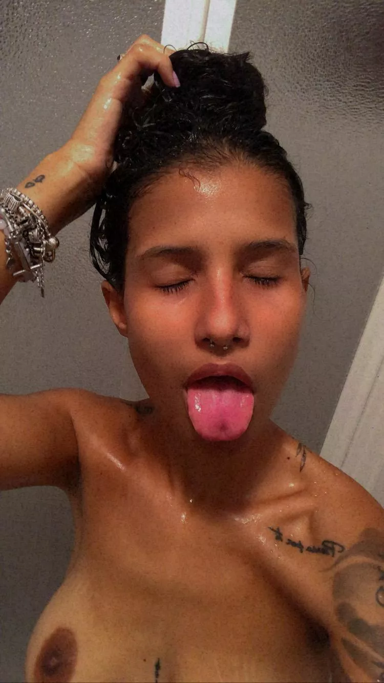 What's the first thing that comes to mind when you see my tongue?