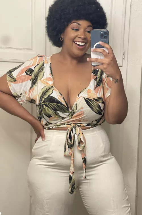 When I see you smile it makes me smile too! [oc]