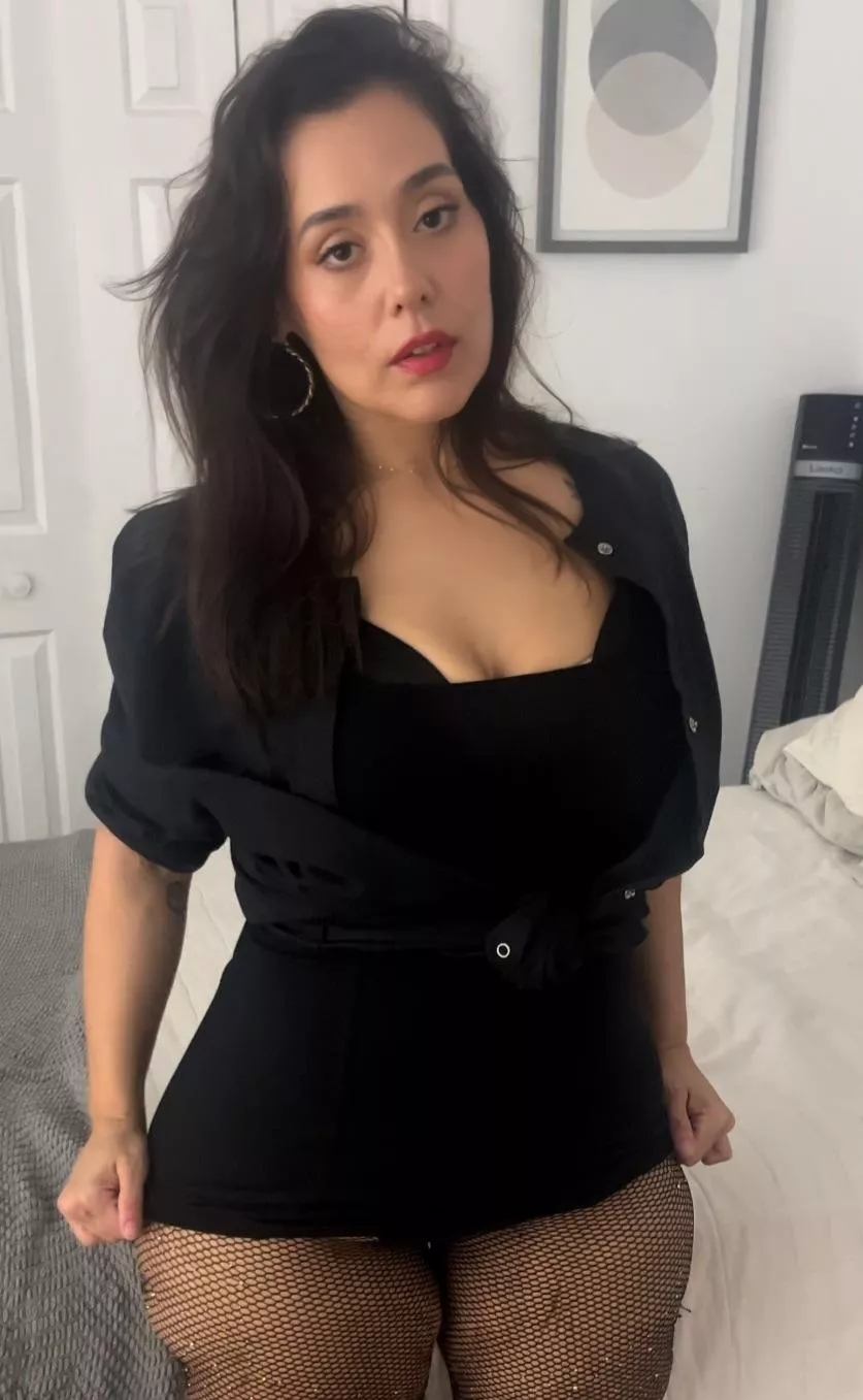 Would you invite me over for Thanksgiving? 🥰🥰🥰