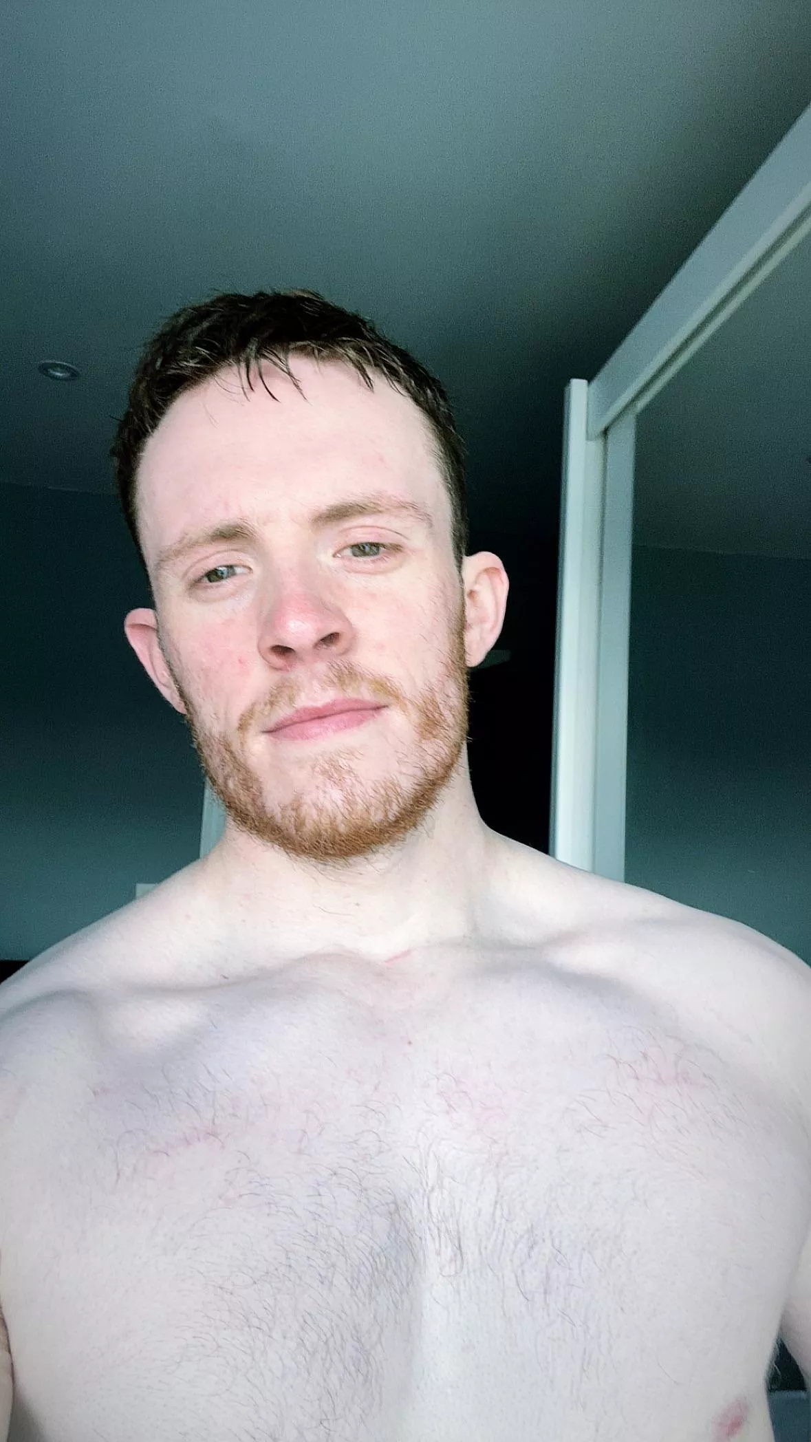 28 M Irish, horny and wanna make horny guys cum. Snap Davidreilly08