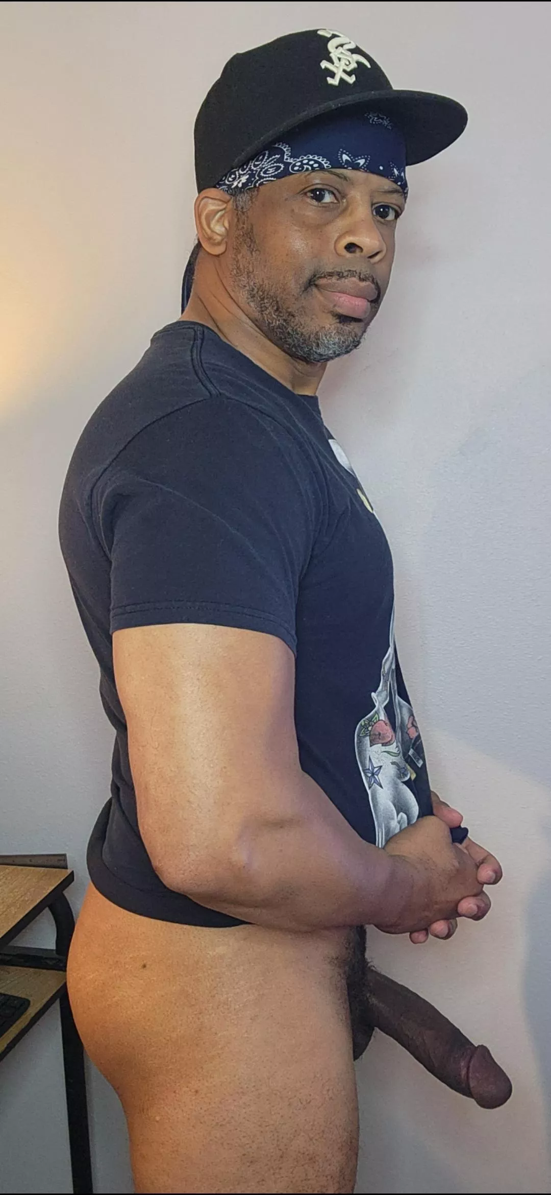 (51) Which hole do you prefer I use?