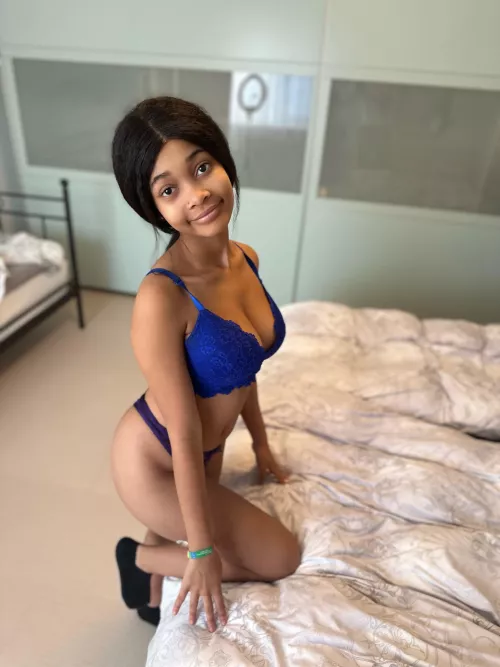 A lot of boobs in the train