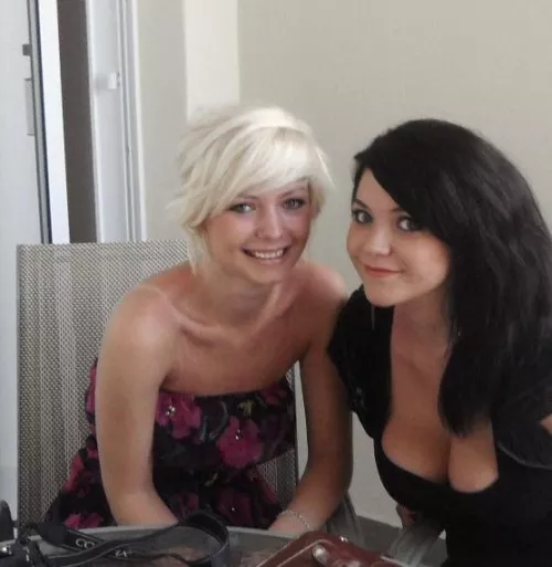 Both gorgeous but there can only be one winner