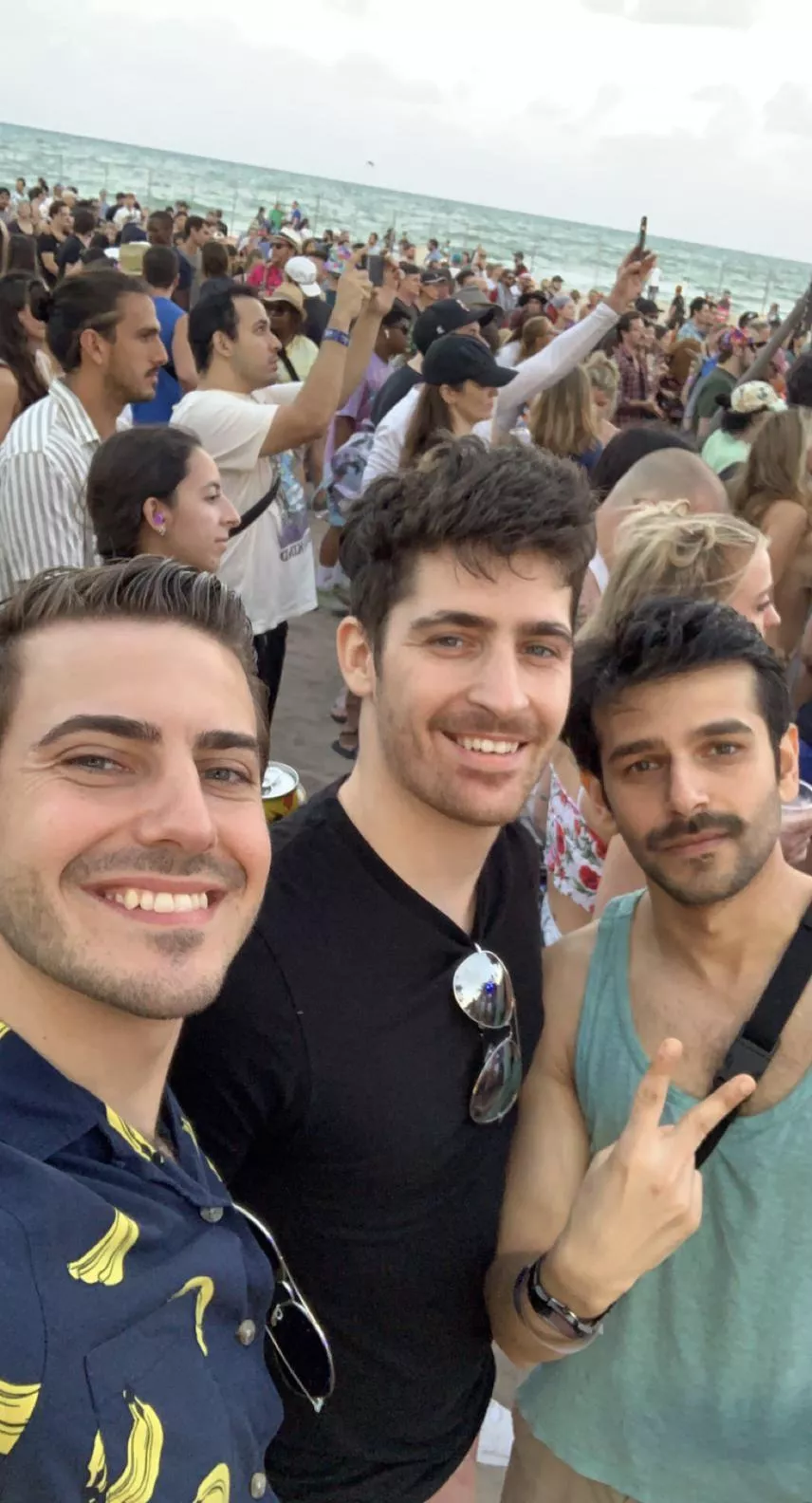 Do I look 30+? I’m at the far right. I’m 19.