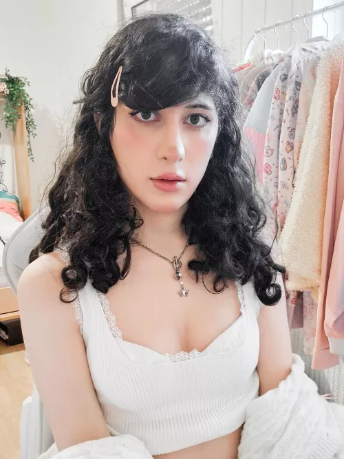 first time showing my curly hair 🙈🧸