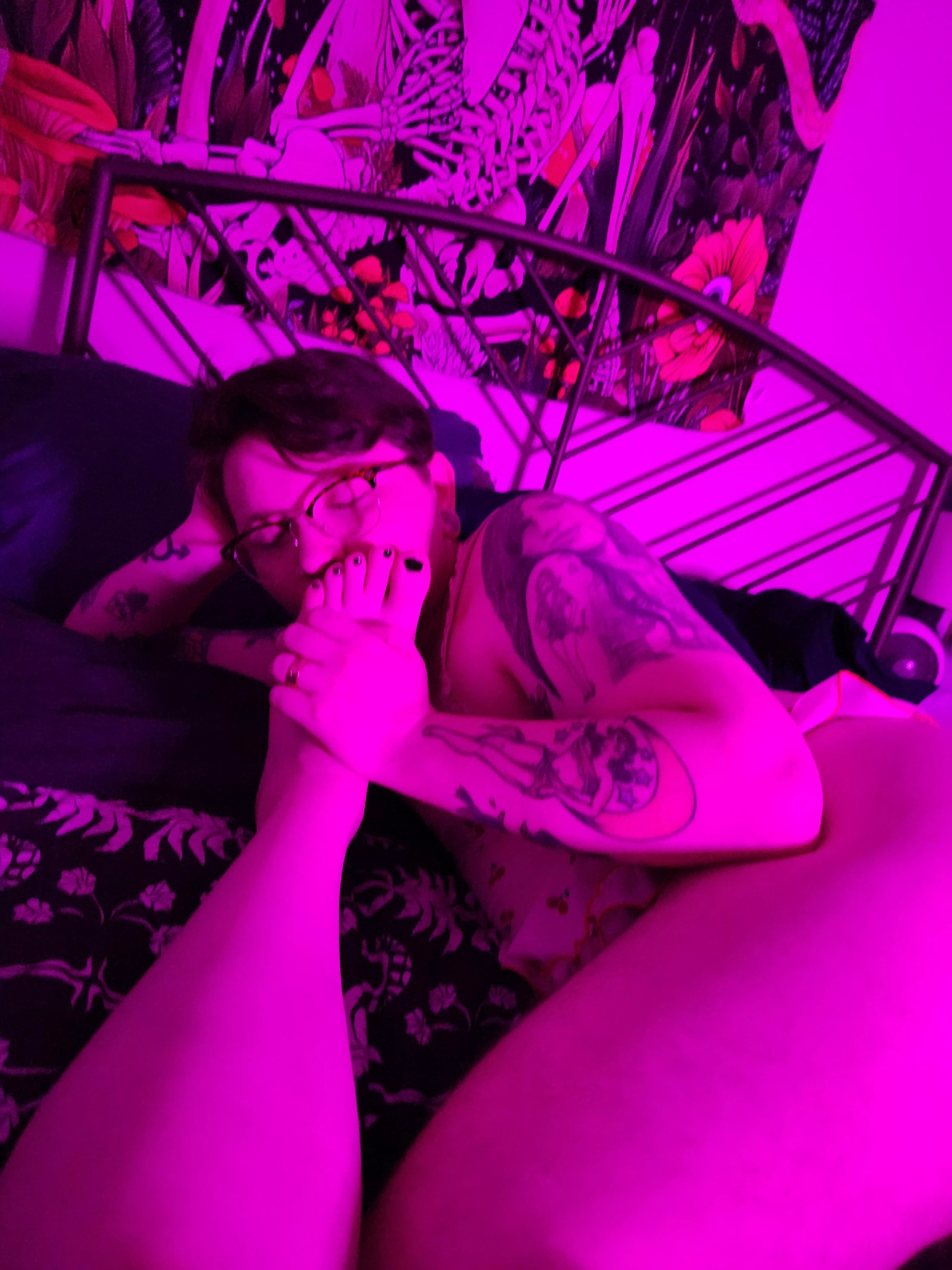 i love worshipping her 🥵😍