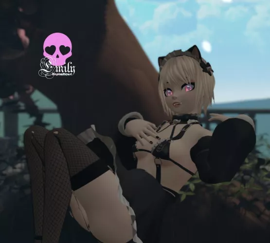 I'm so happy today...🥵https://chaturbate.com/emyliveshow