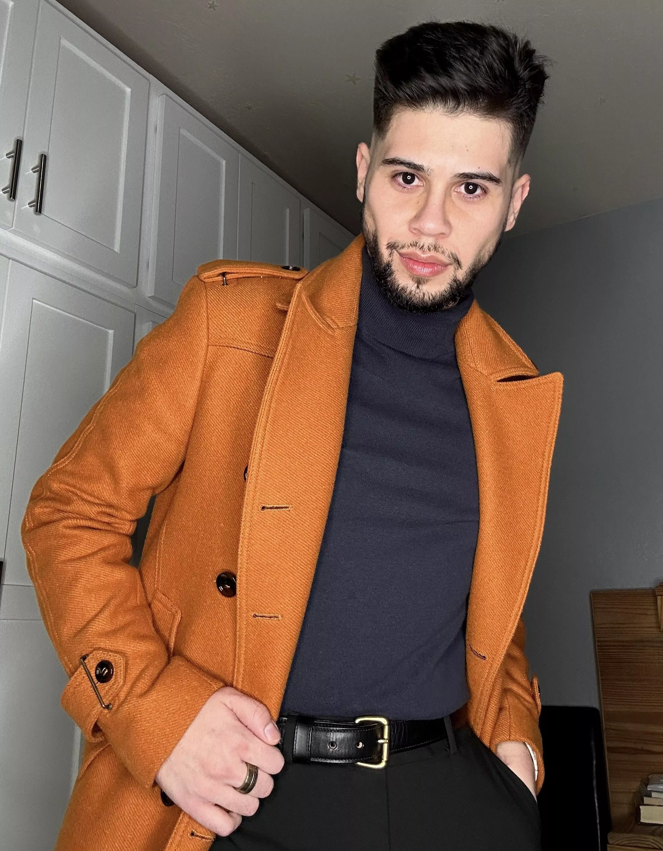 Love a good trench coat 🧥