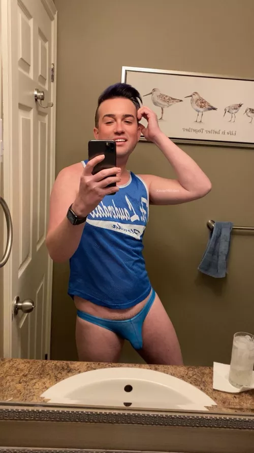 (NSFW) Boy in blue! How’s it looking ❤️