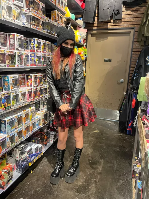 Stopped by the mall after for a quickie