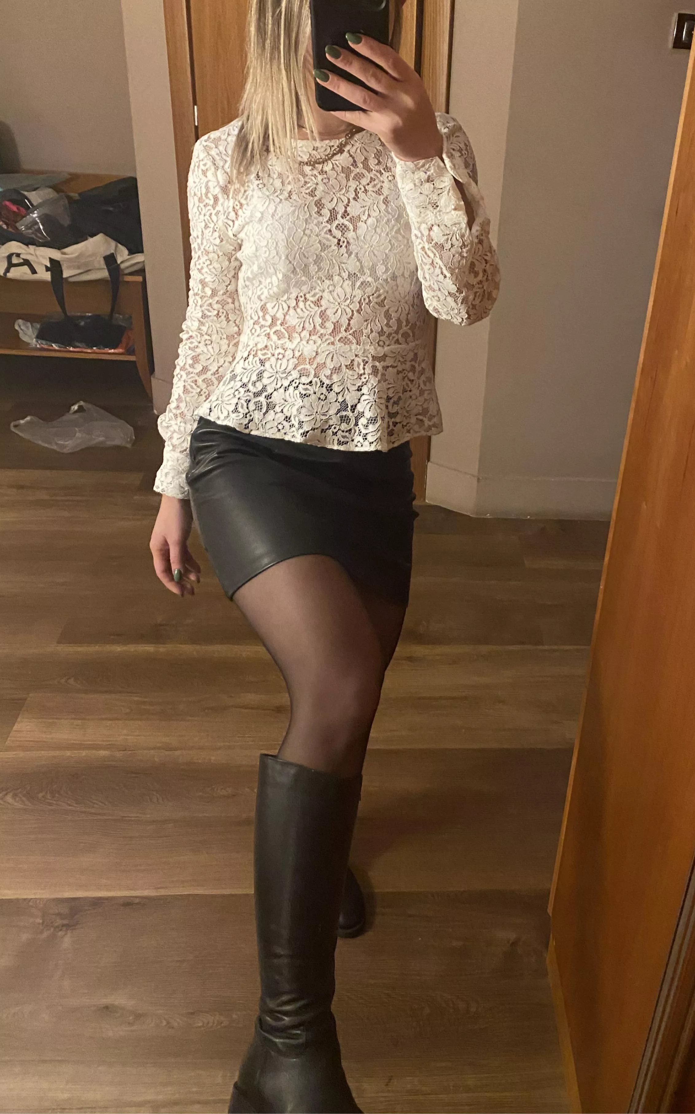 Today outfit! Today leather skirt