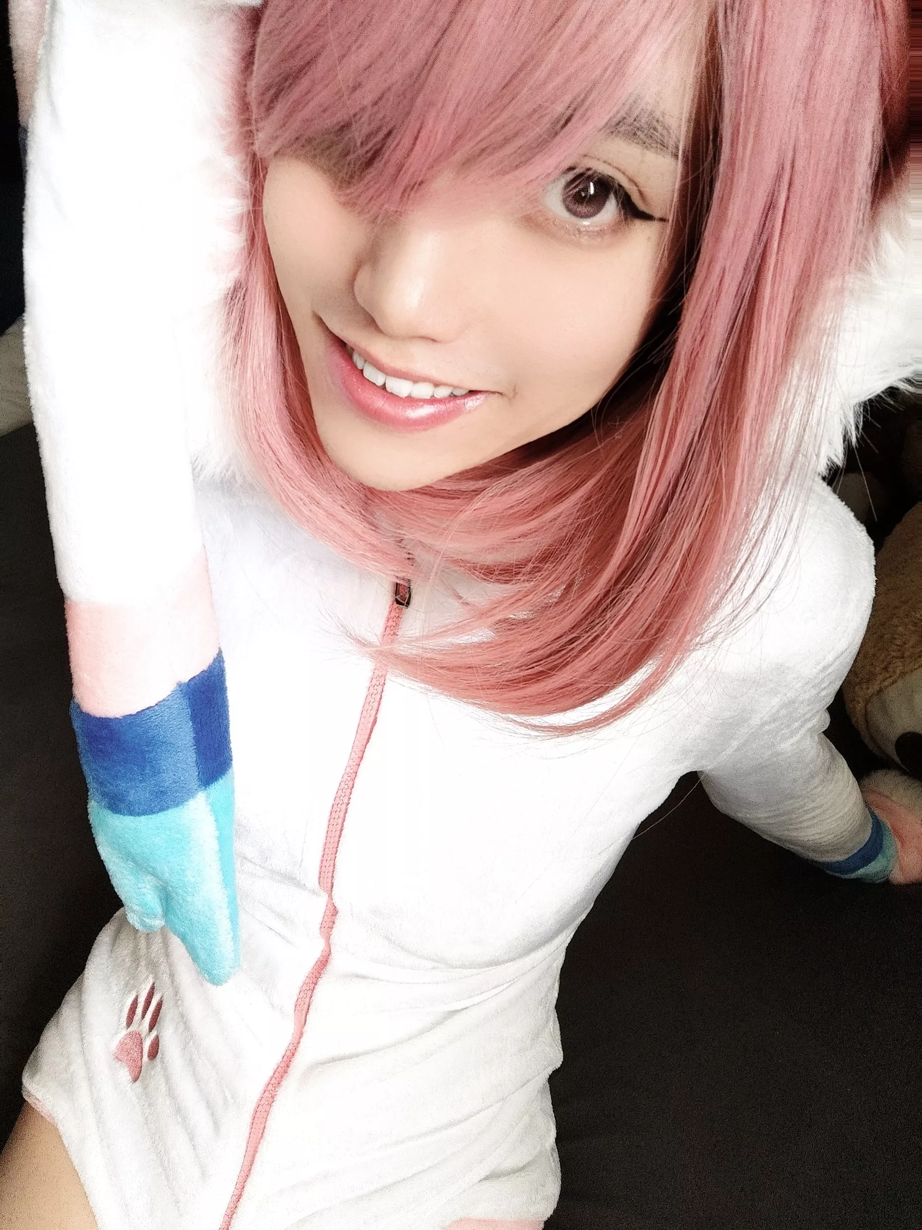 What do you think of my outfit? 🥺