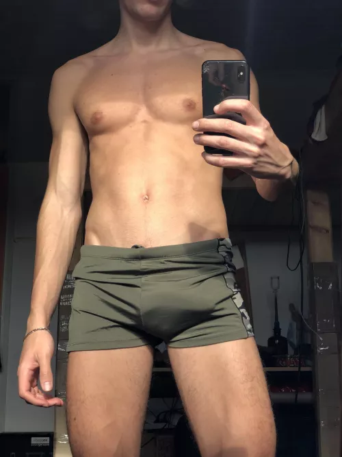 [19] went swimming like this