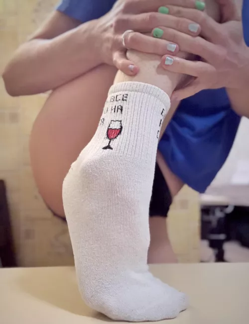 .. and socks.. [and wine 🤫]