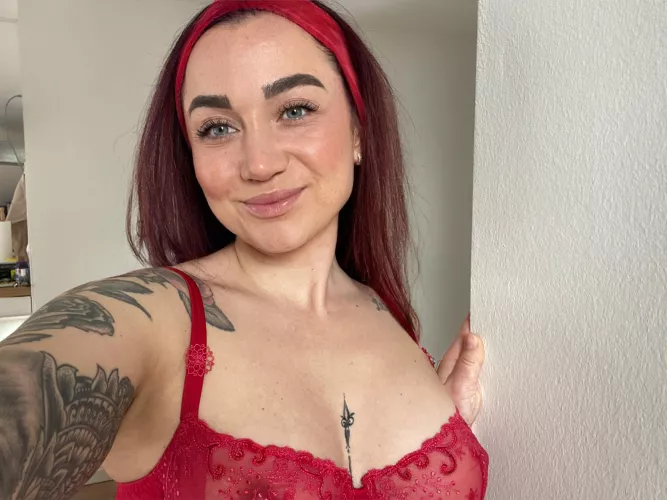 Be honest am I one night stand or gf material ?