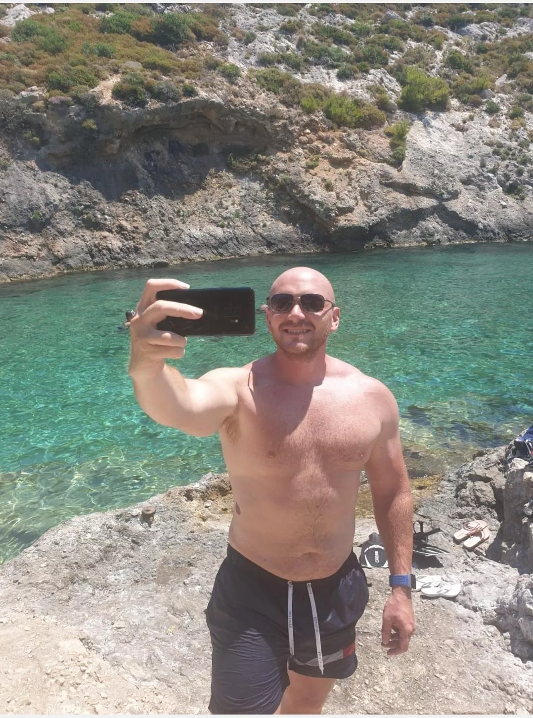 Bear by the ocean (39)