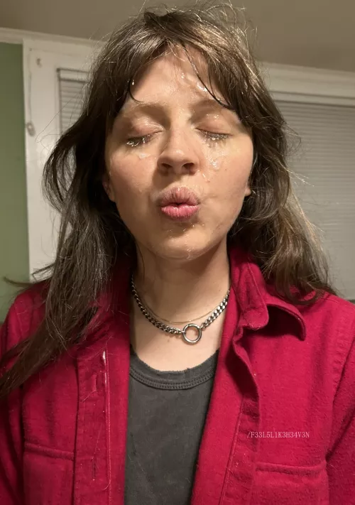 Blowing you a cum covered kiss