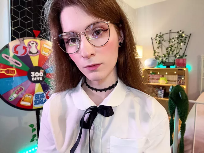 Do I look enough feminine? 🙈💞