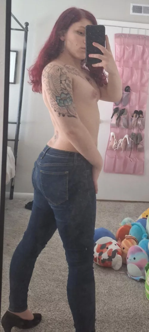 Do you like my tight jeans or my puffy nips more?