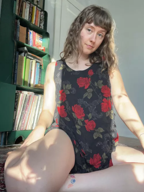 [F]eeling pretty in rose print