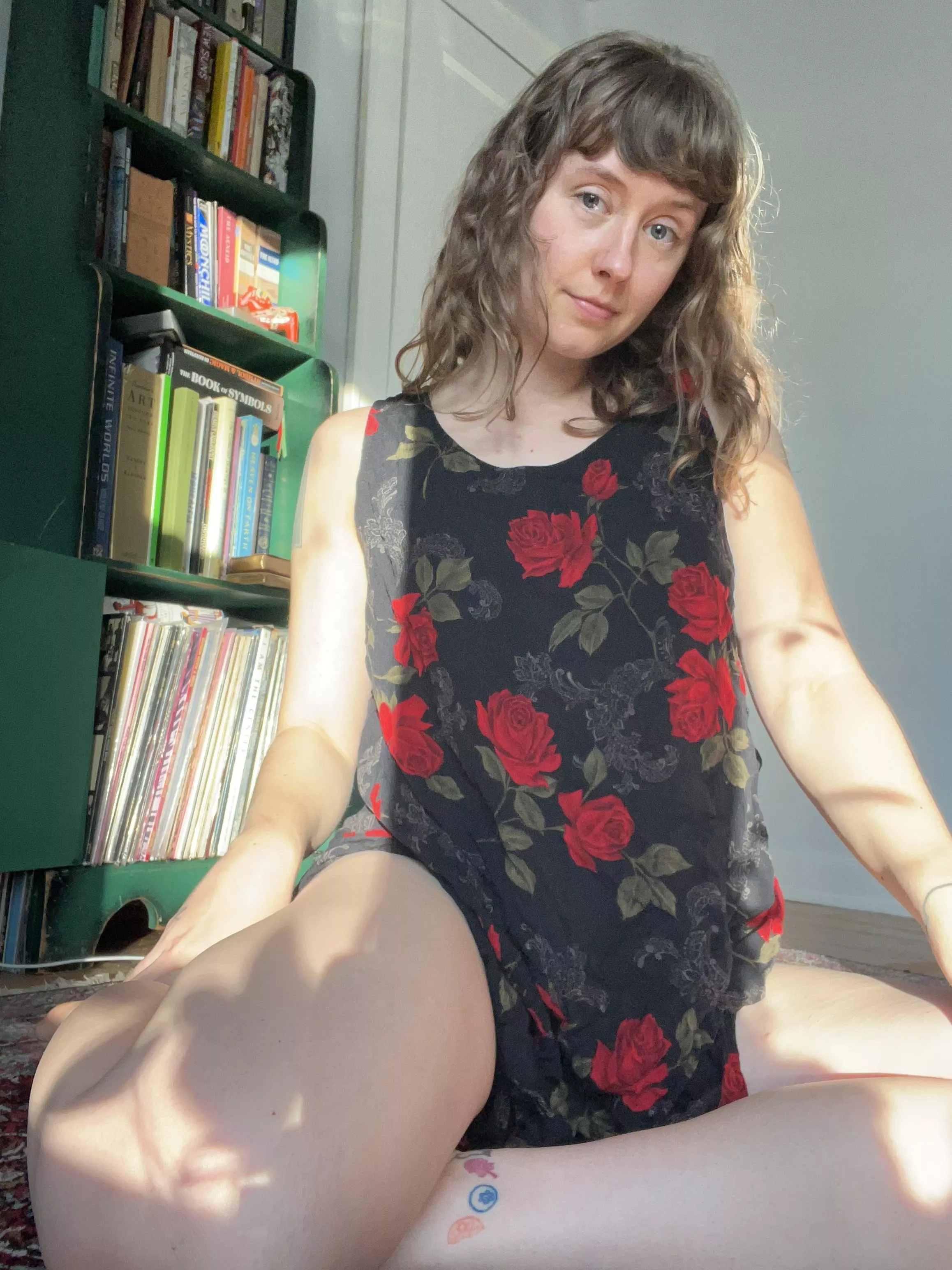 [F]eeling pretty in rose print