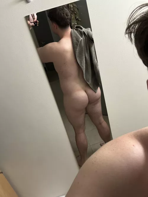 Gym done, time to hit the showers [29]