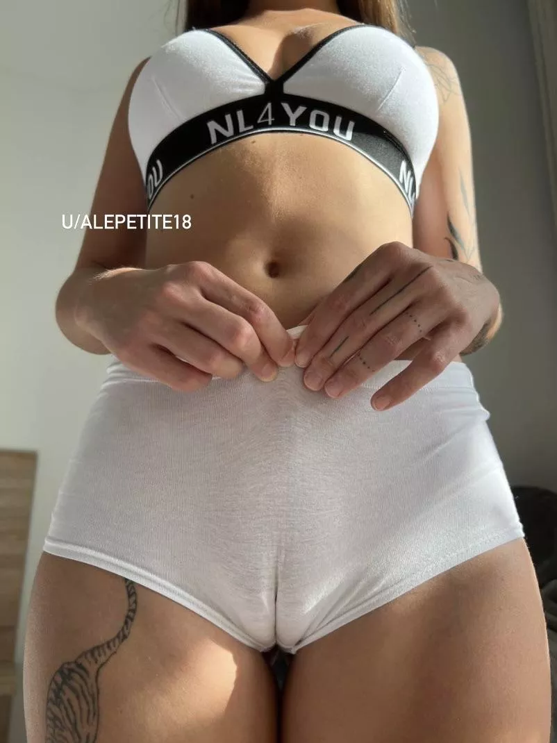 happy lips happy life