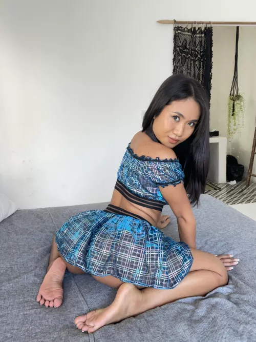 How do you like me with no panties?