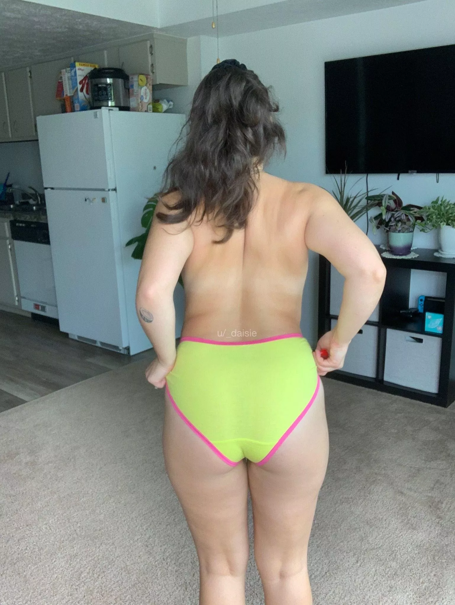 how does yellow look on me?💛