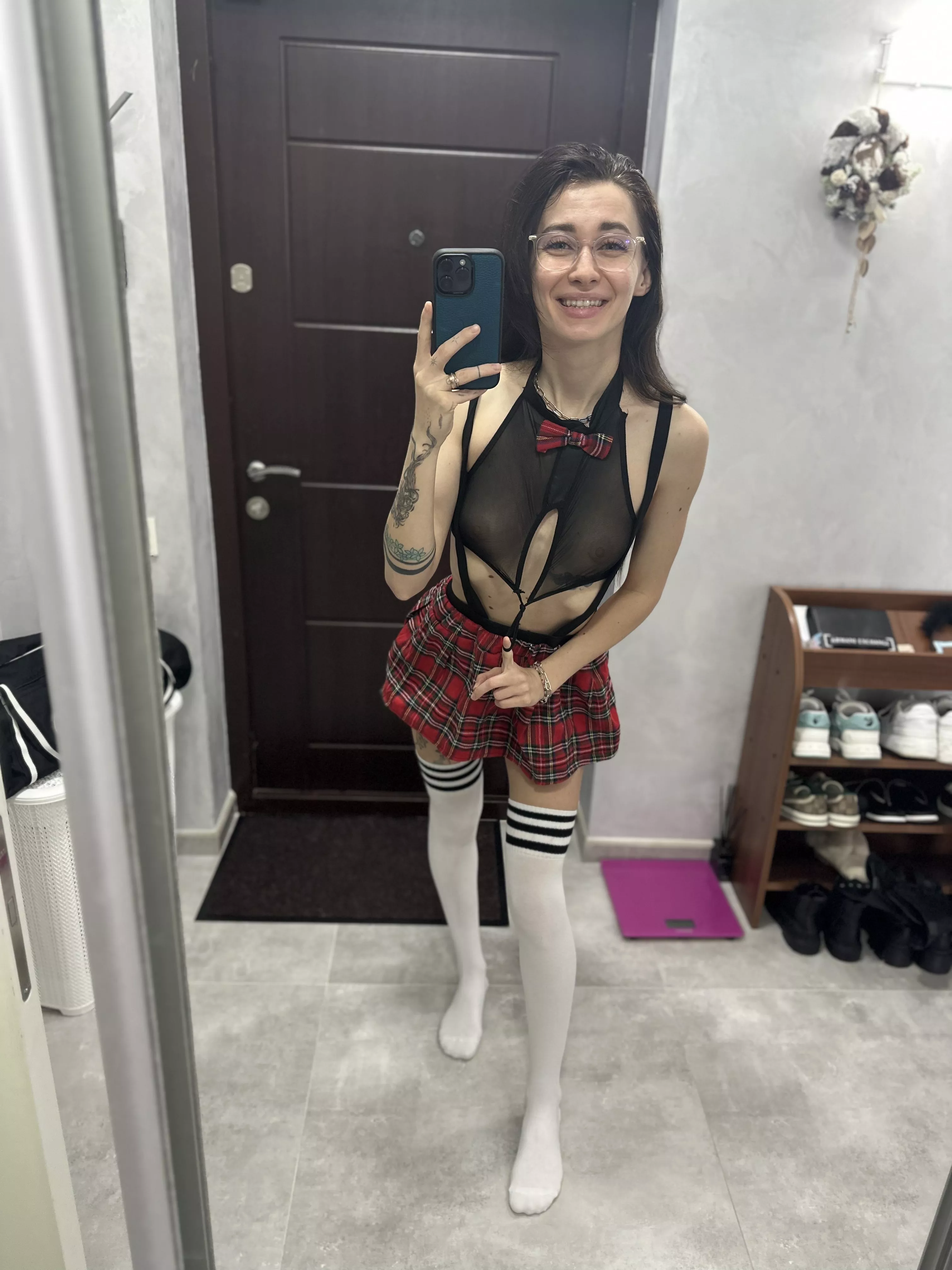 I need a strong finger to tear this on me