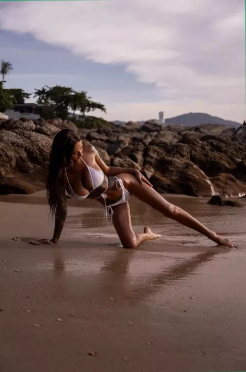 I tried very hard to make my beach photos more professionally, it seemed to work out