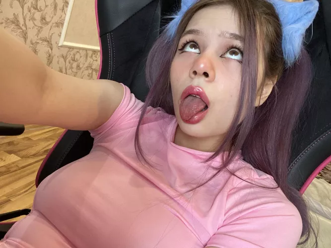 I'm waiting for someone to decide to cum here