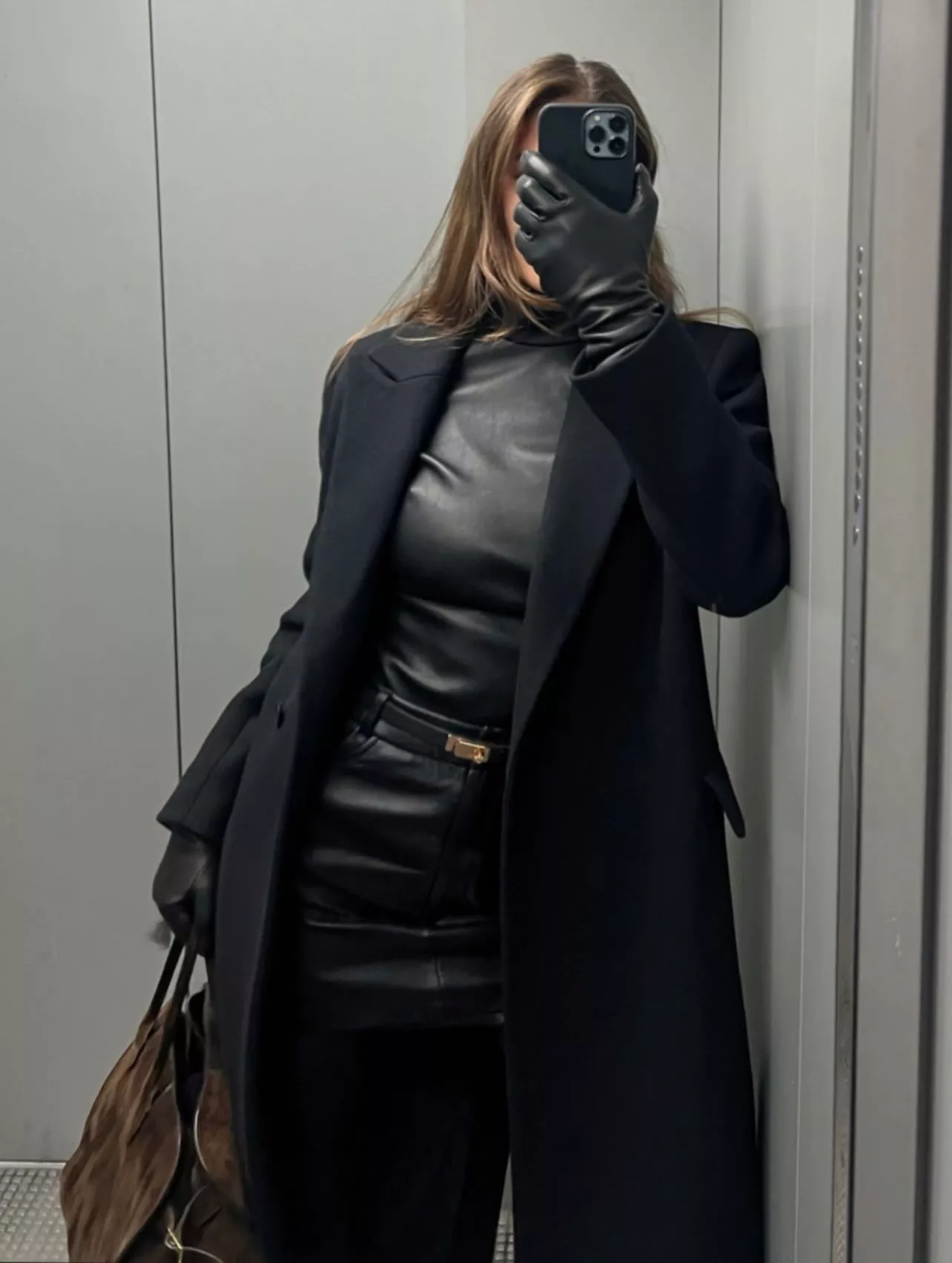 In elevator (IG story)