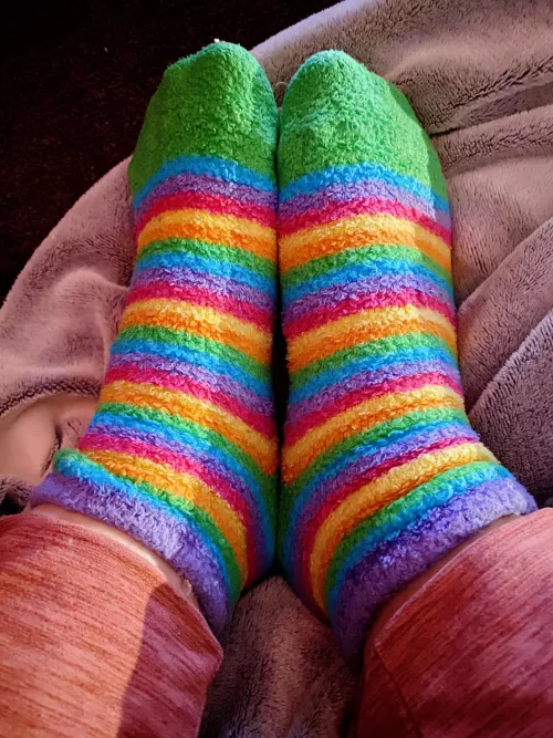 It’s fuzzy sock season. These babies have been worn for daaaaays inside my Mukluks.
