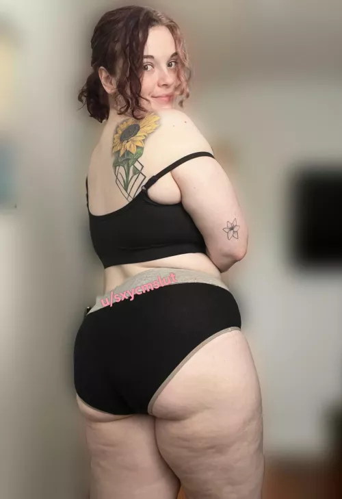 love my sunflower tattoo