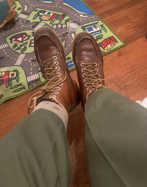 New thrift store boot goofin $2.99