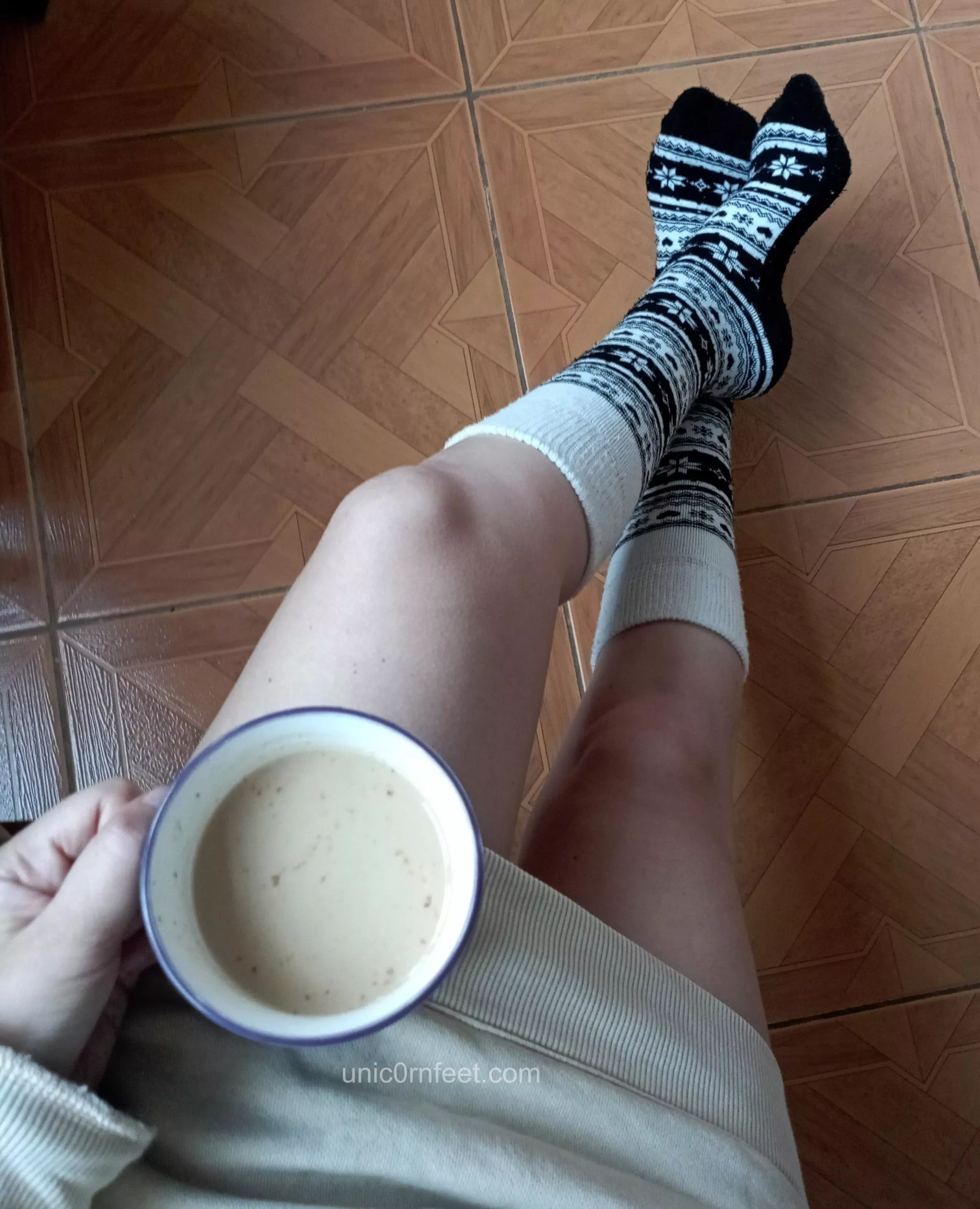 Now it's time for coffee with cinnamon and warm socks ❄️