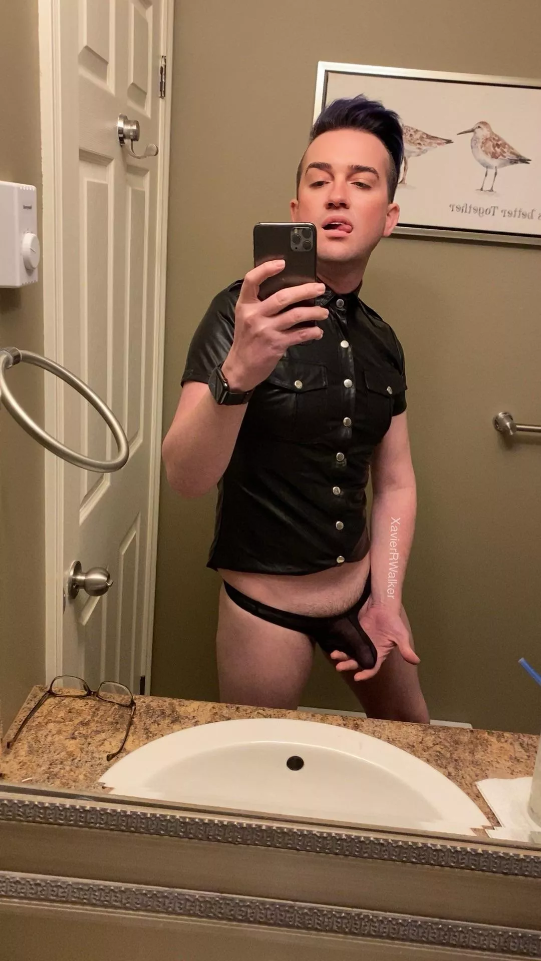 (NSFW) matching top and bottom. Good ?