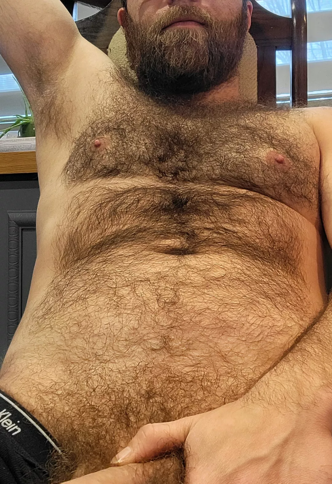 Really could use a face in my pits right now