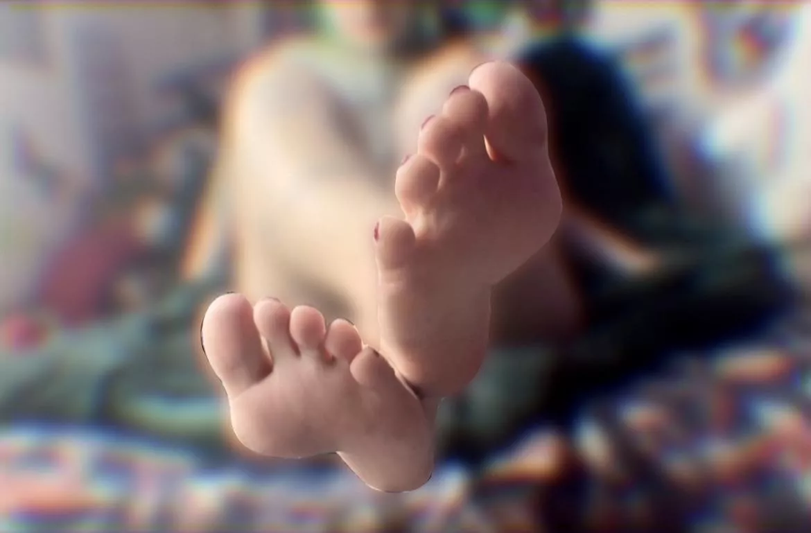 Right up in your face 🖤