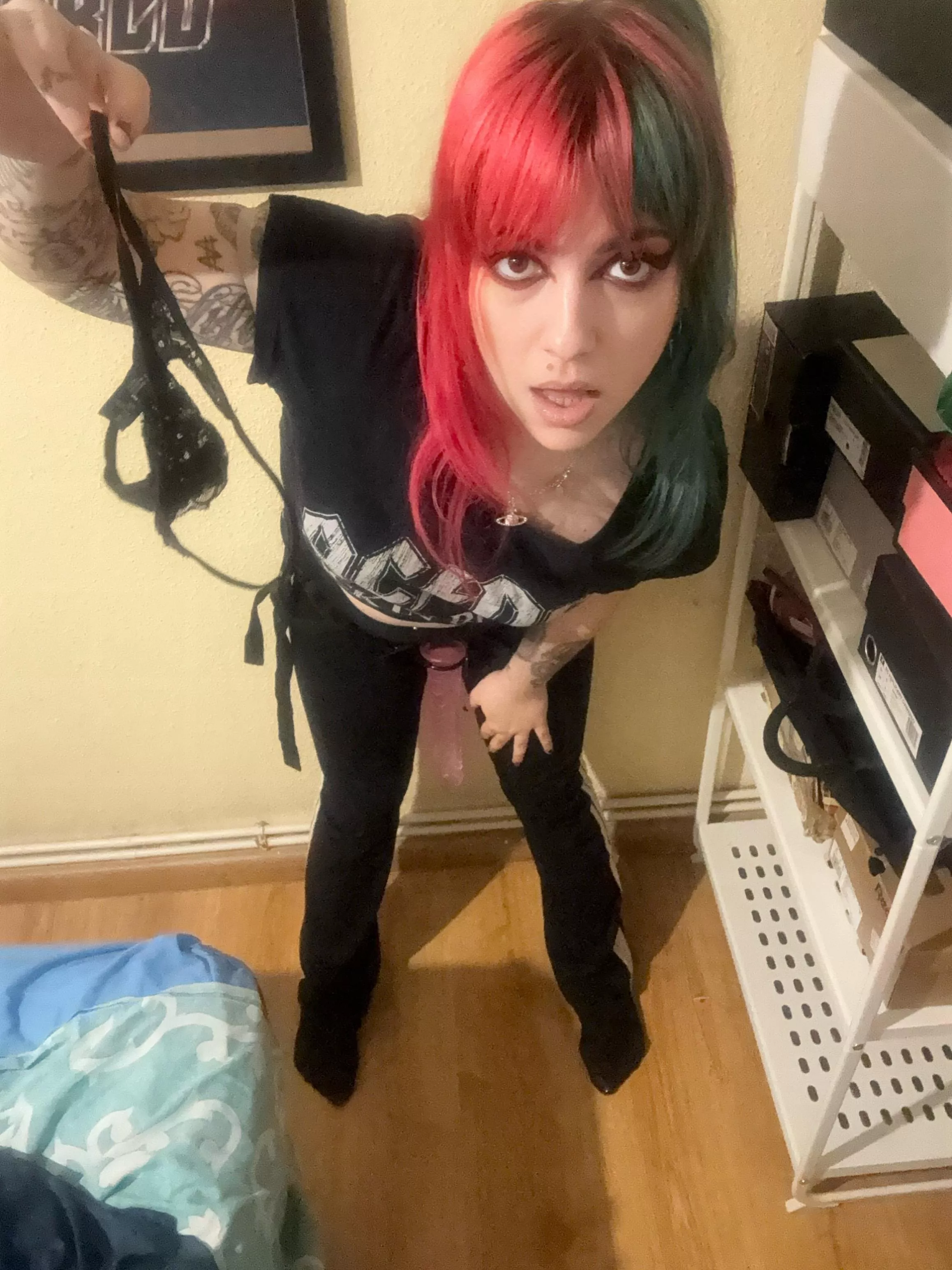 Suck me until the last drop...