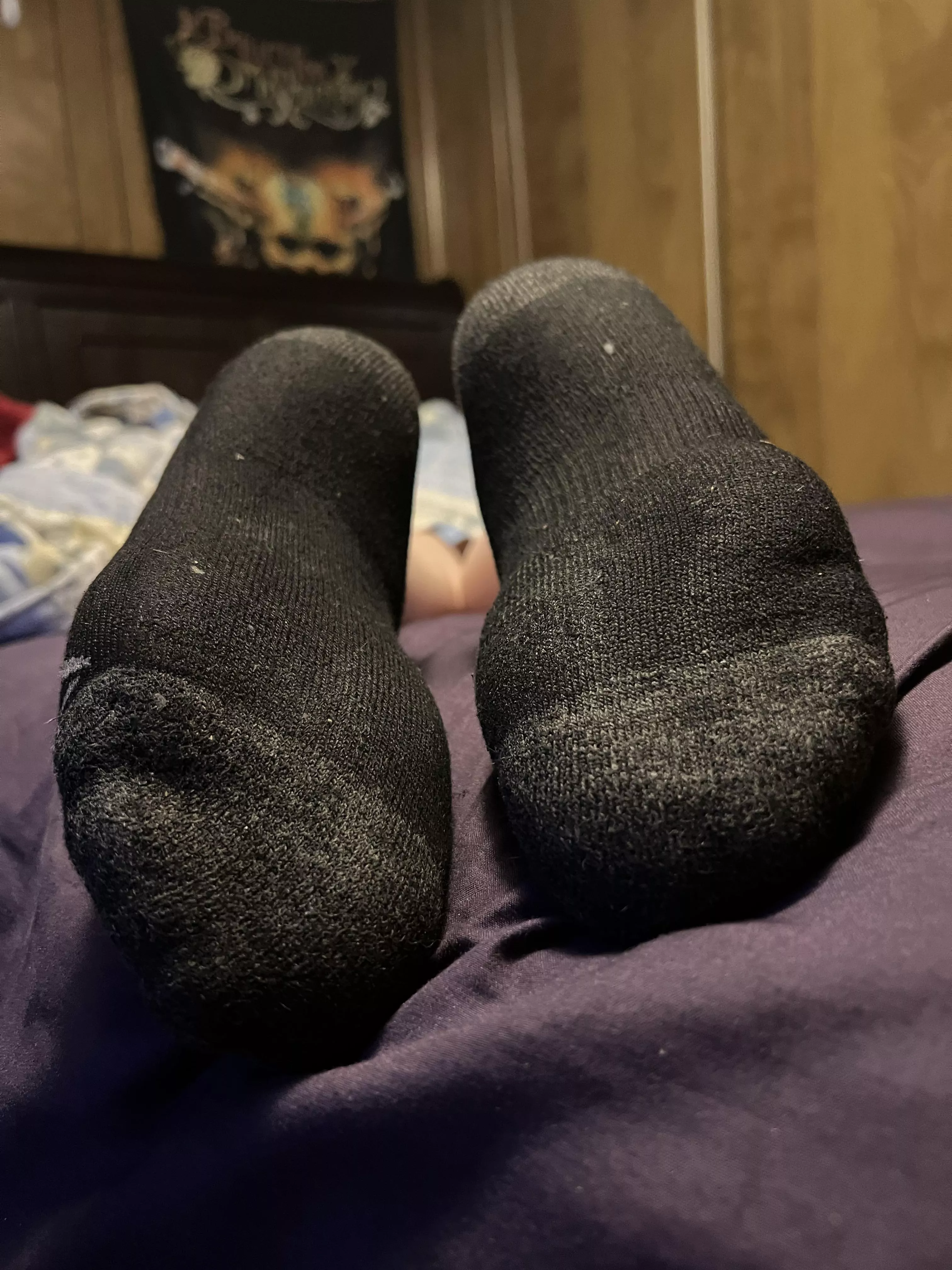 We’re just gonna keep wearing these and see what happens. 🤷🏻‍♀️